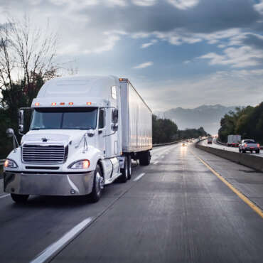 Atención logística: Transporte Terrestre y Carga Suelta